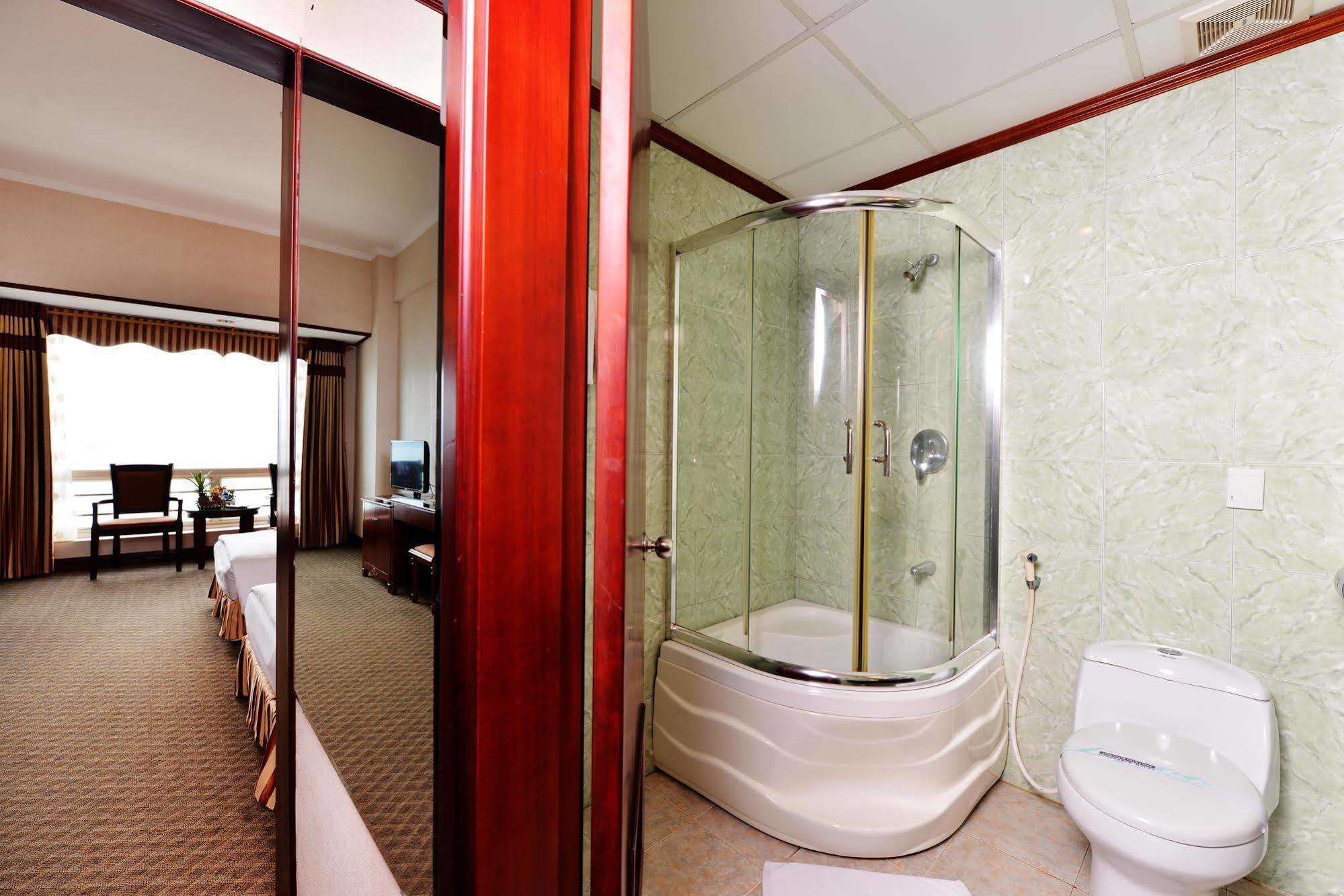 Grand Ha Long Hotel Exterior foto